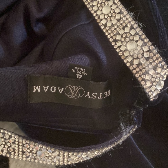 Elegant evening gown!  Navy blue velvet! - Picture 8 of 8